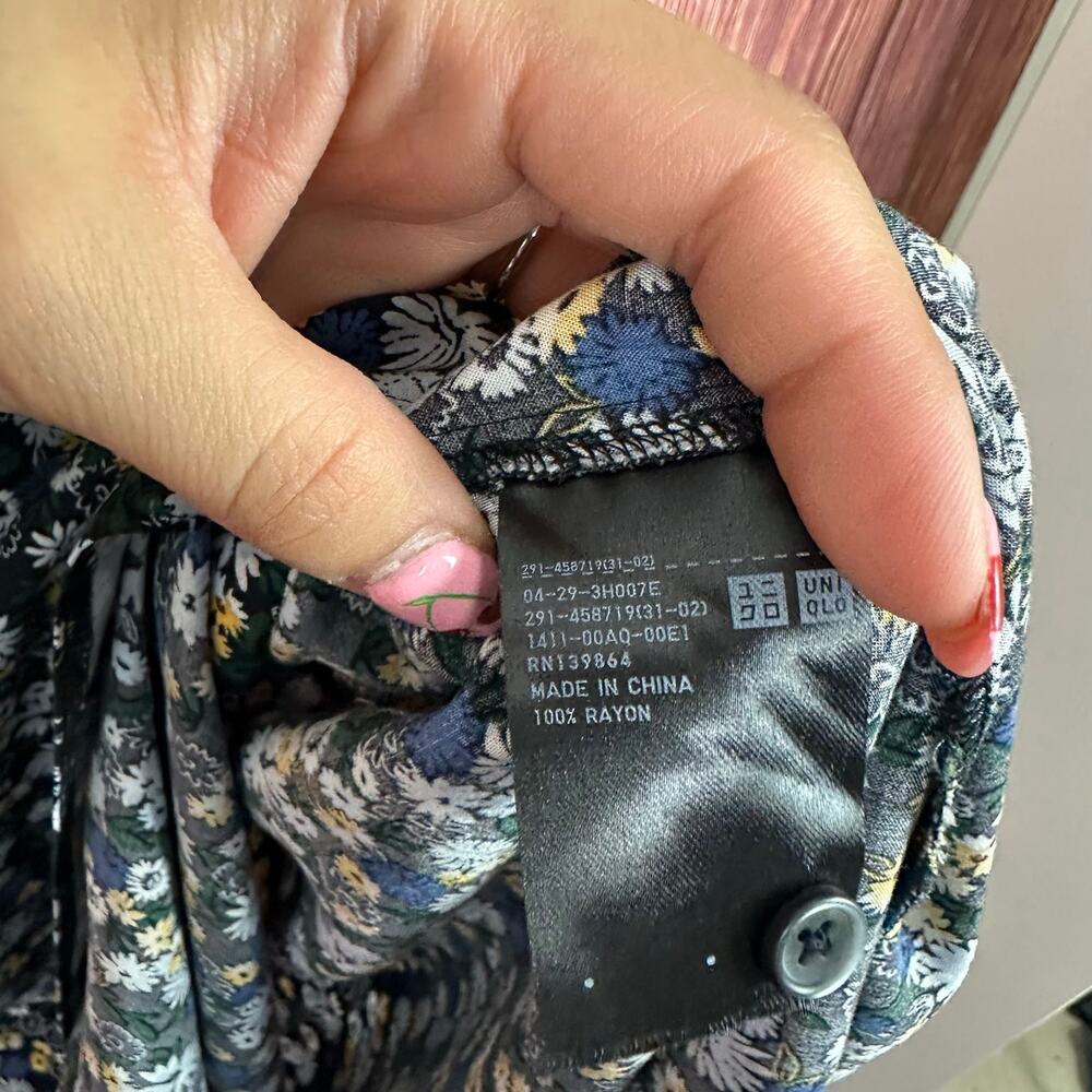 Uniqlo Floral Printed V-Neck Long Sleeve Flare Dress Womens Size Small S - Picture 8 of 9